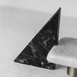 Escultura Le Iris - Mármore Nero Marquina