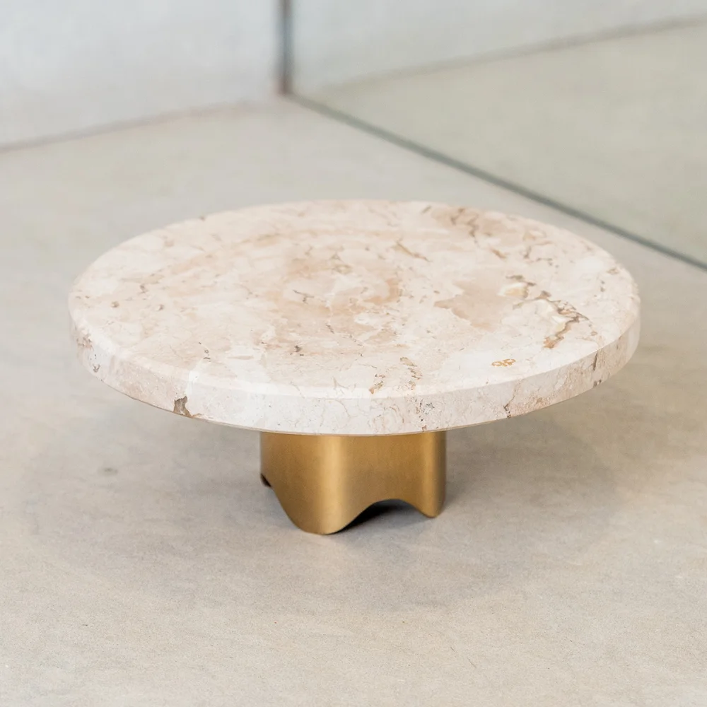 Boleira Bespoke Petit Travertino Polido com Base Gold