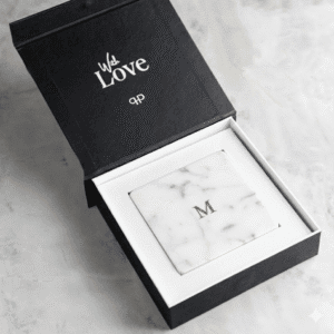 Petit Carré Branco & Caixa Presente Branca