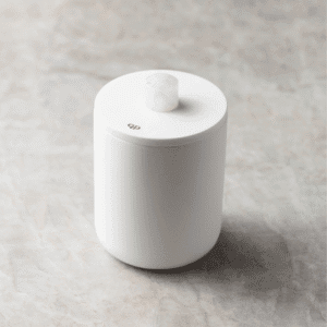 Pote Bespoke Corian White M